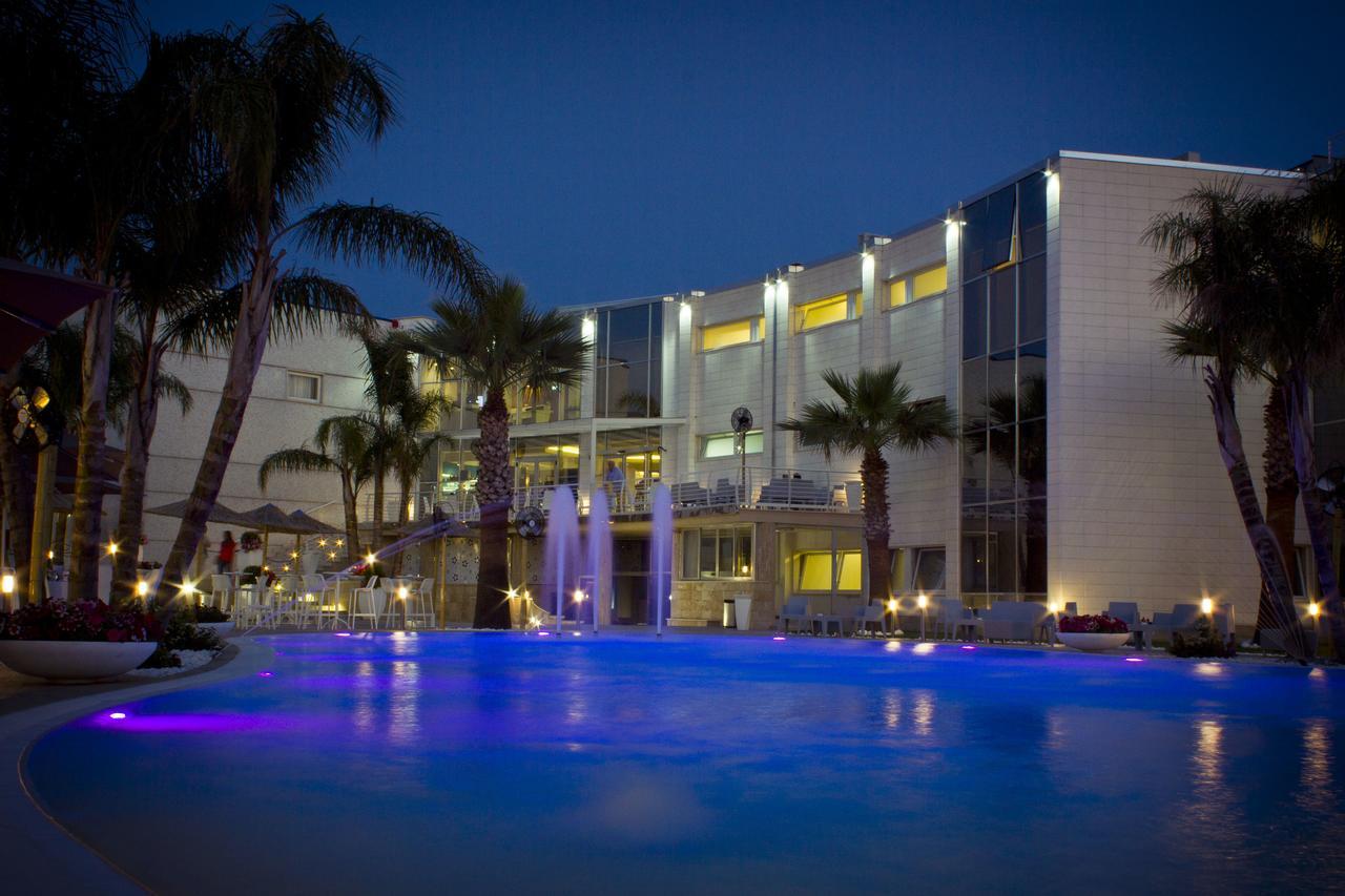 Dubaivillage Camposano ภายนอก รูปภาพ